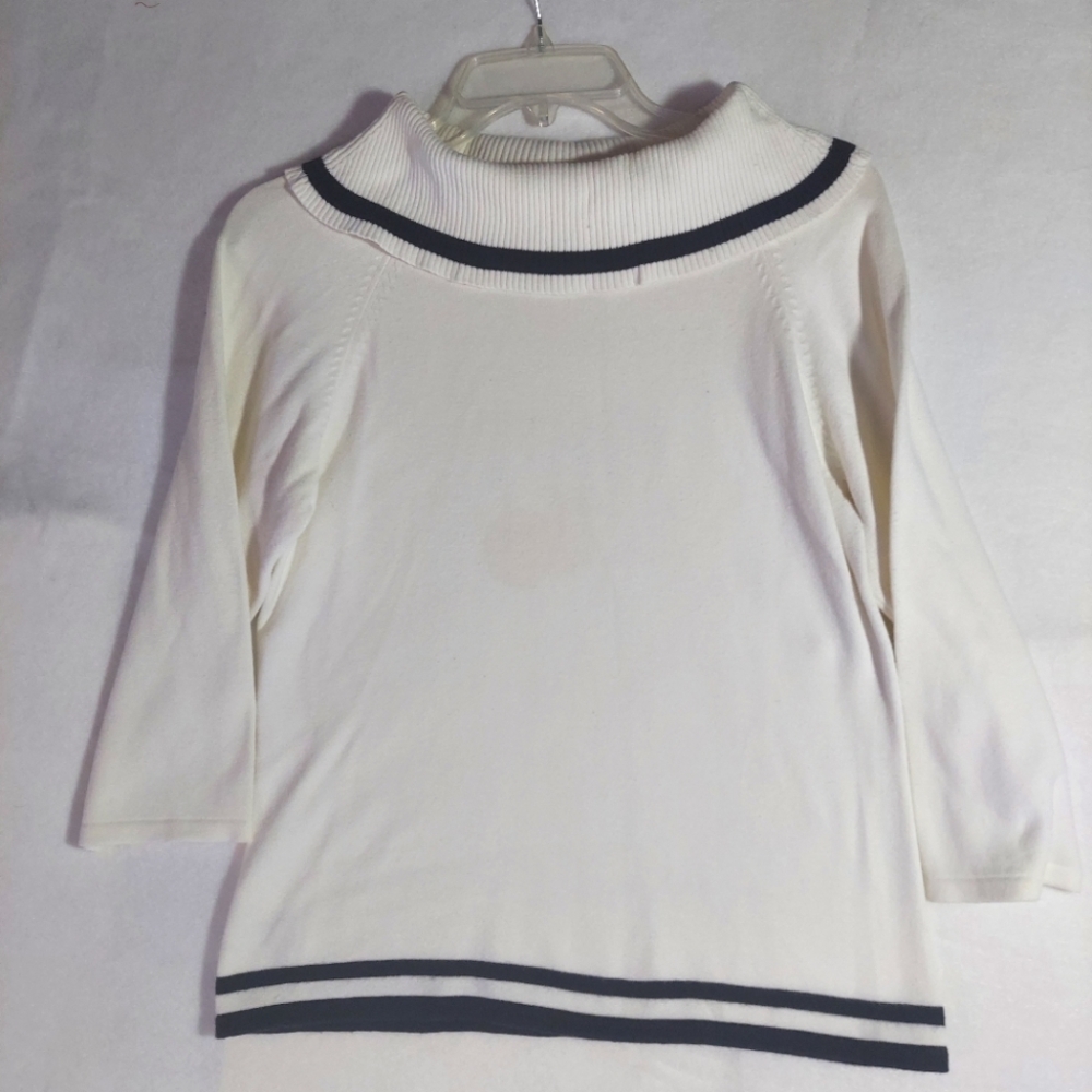 Long sleeve Boatneck sweater, white with navy stripe